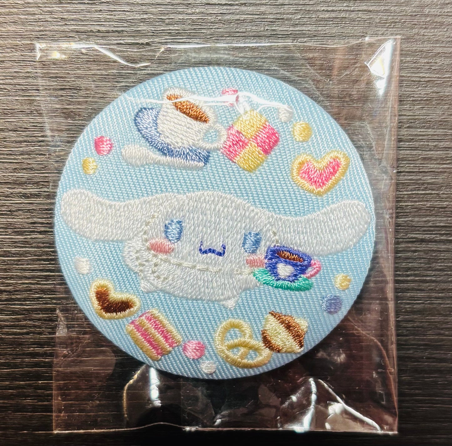 Cinnamoroll 2024 5cm Embroidered Biscuit Japanese Sanrio Badge