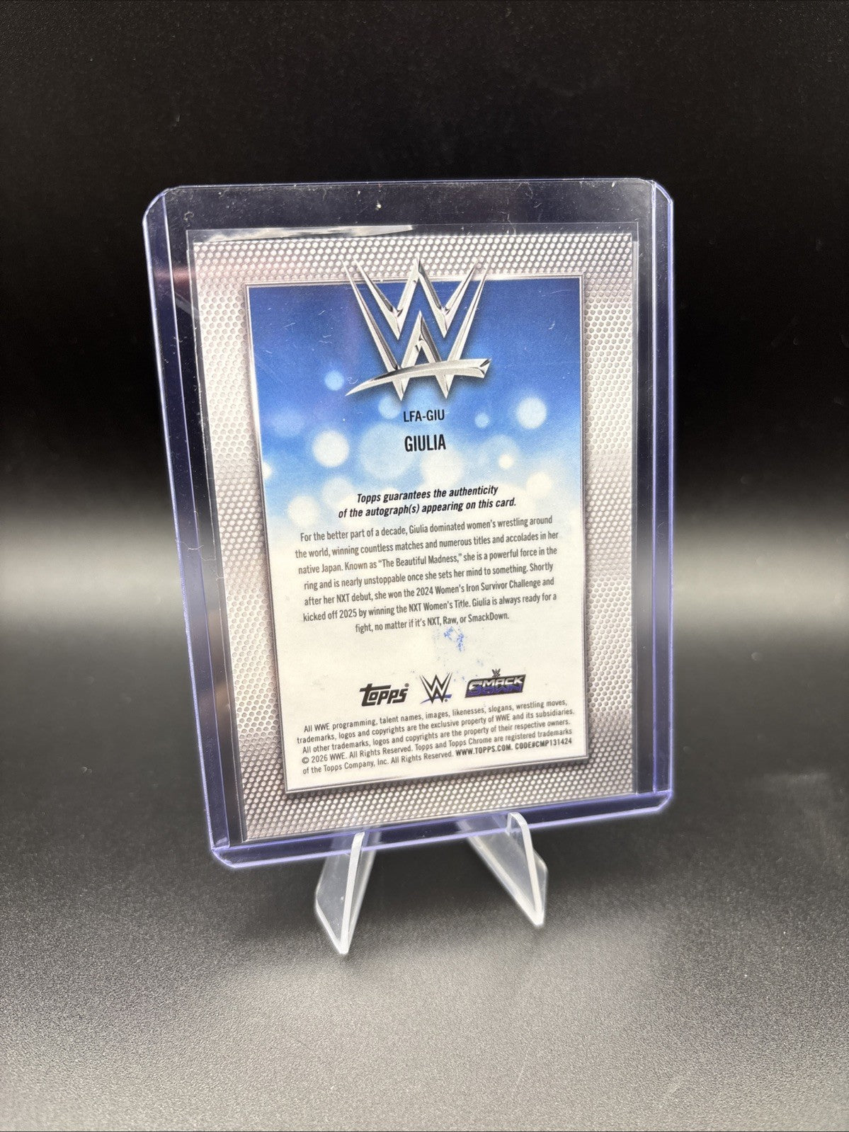 WWE Topps Chrome 2026 Logofractor Orange Giulia /25 Auto