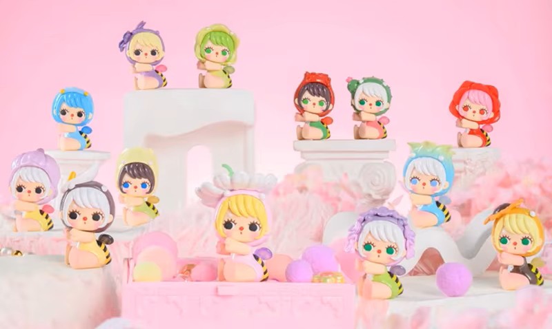Liila Hugs of Love Bees Blind Box